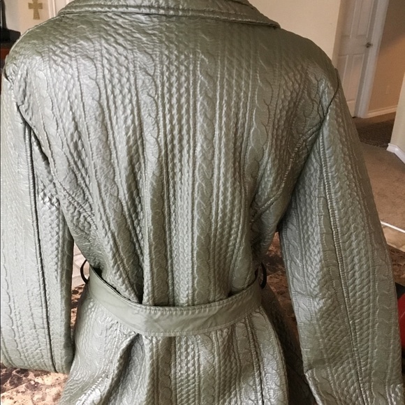 Ladies Olive Green Jacket - Picture 3 of 11